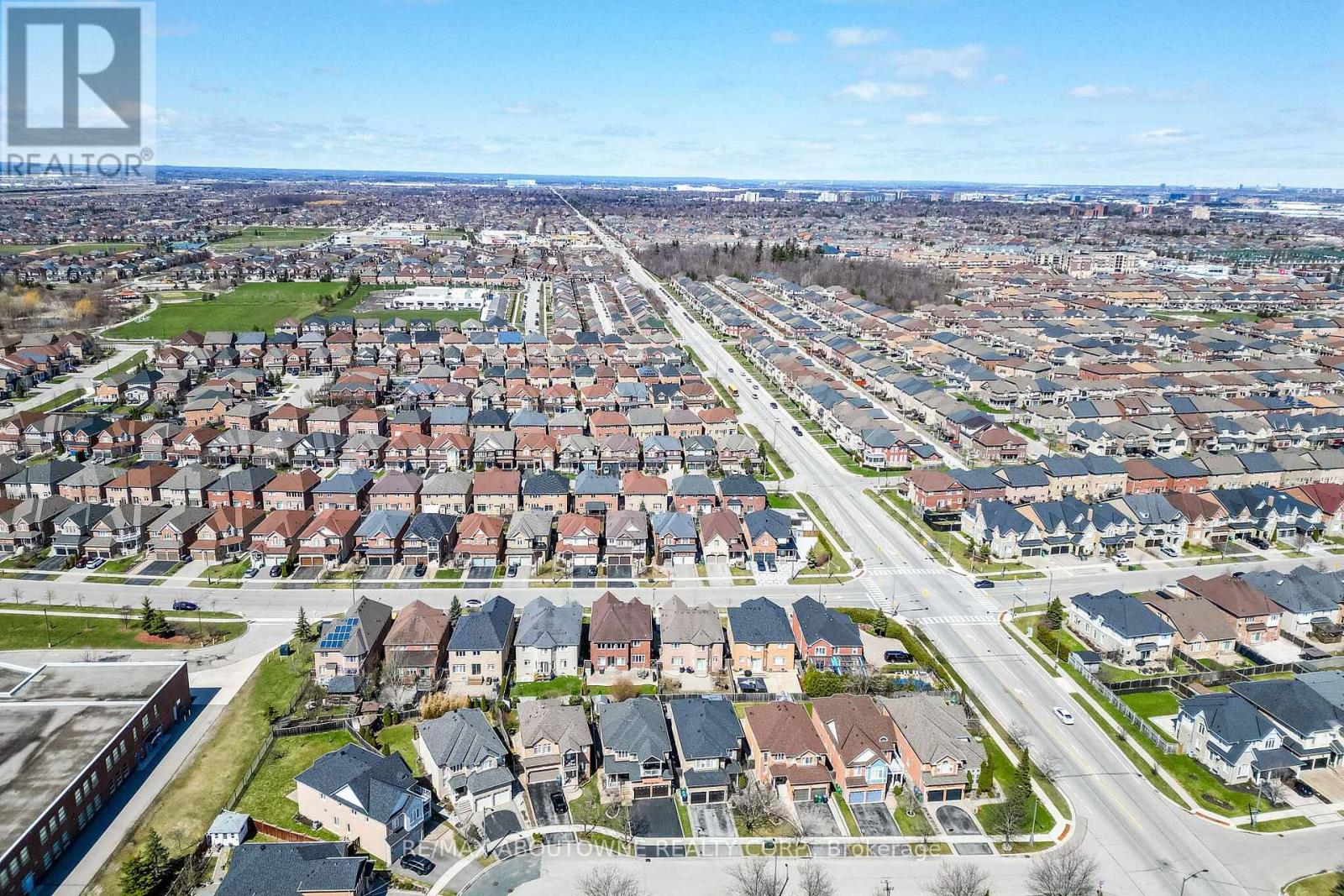 3228 Tacc Drive, Mississauga, Ontario  L6M 0H3 - Photo 49 - W12982016