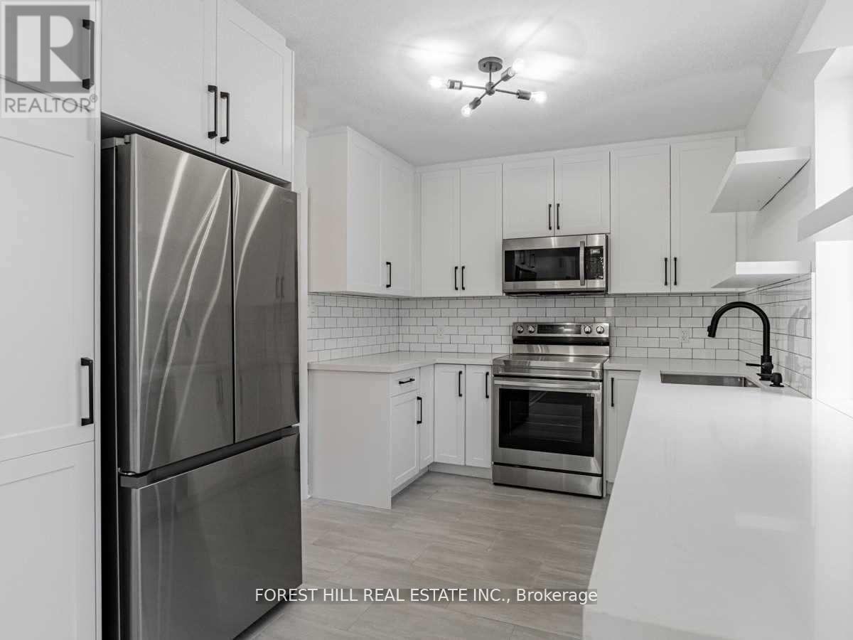 A - 80 Belgravia Avenue, Toronto (Briar Hill-Belgravia), Ontario  M6E 2M5 - Photo 7 - W12982018