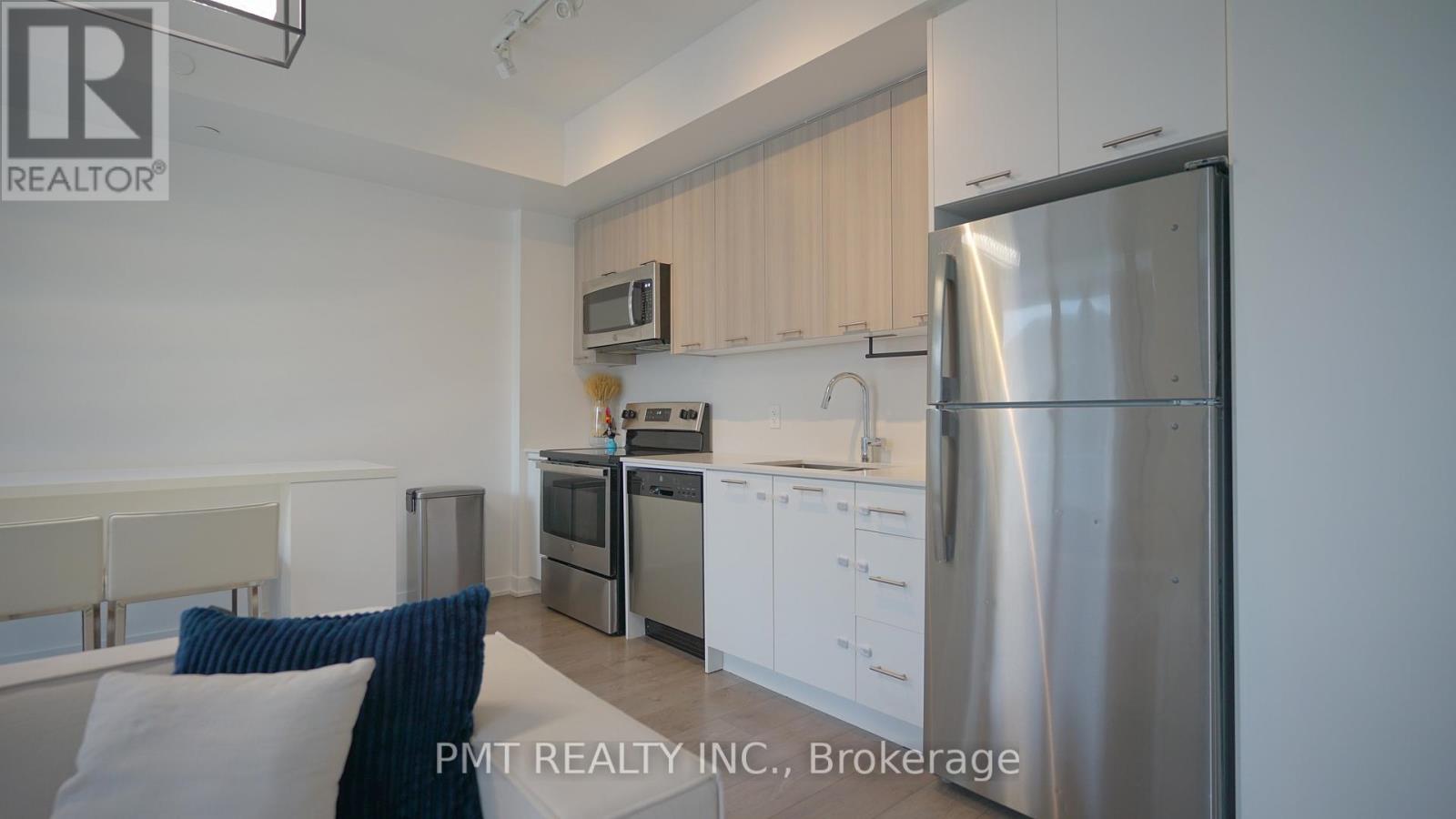 310 - 180 Veterans Drive, Brampton, Ontario  L7A 5G7 - Photo 11 - W12982028