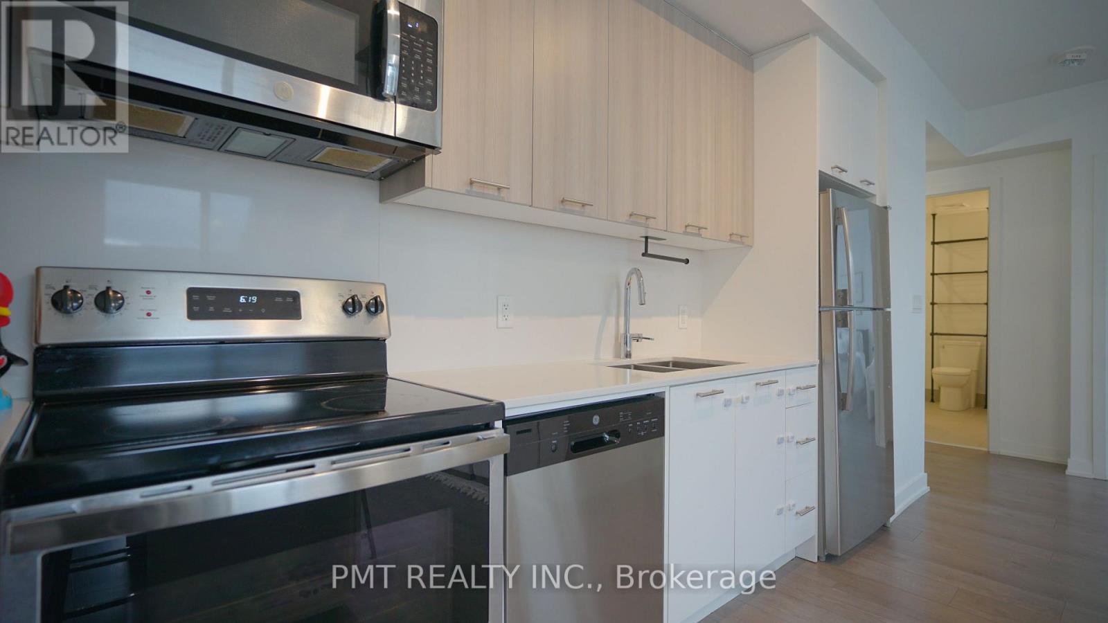 310 - 180 Veterans Drive, Brampton, Ontario  L7A 5G7 - Photo 12 - W12982028