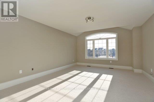 2430 Whistling Springs Crescent, Oakville, Ontario L6M 0C4 - Photo 16 - W12982034