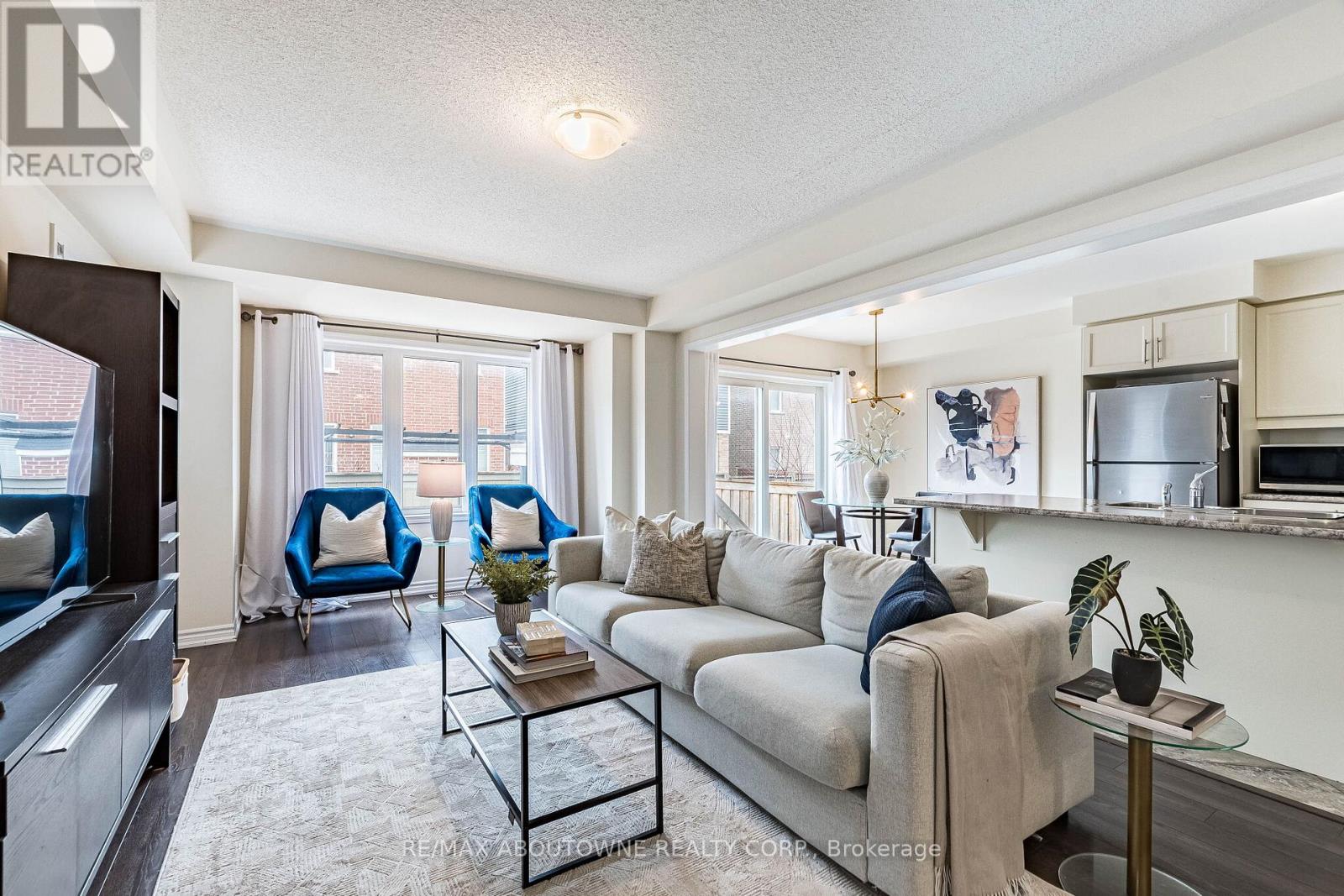 1239 Mulroney Heights, Milton, Ontario  L9E 1G1 - Photo 15 - W12982040