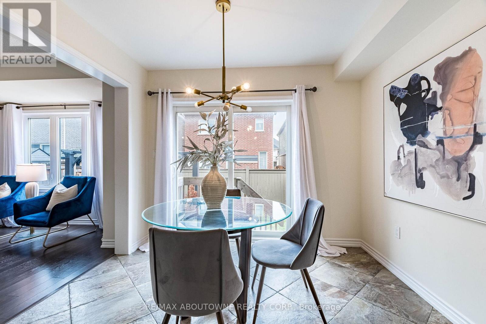 1239 Mulroney Heights, Milton, Ontario  L9E 1G1 - Photo 25 - W12982040