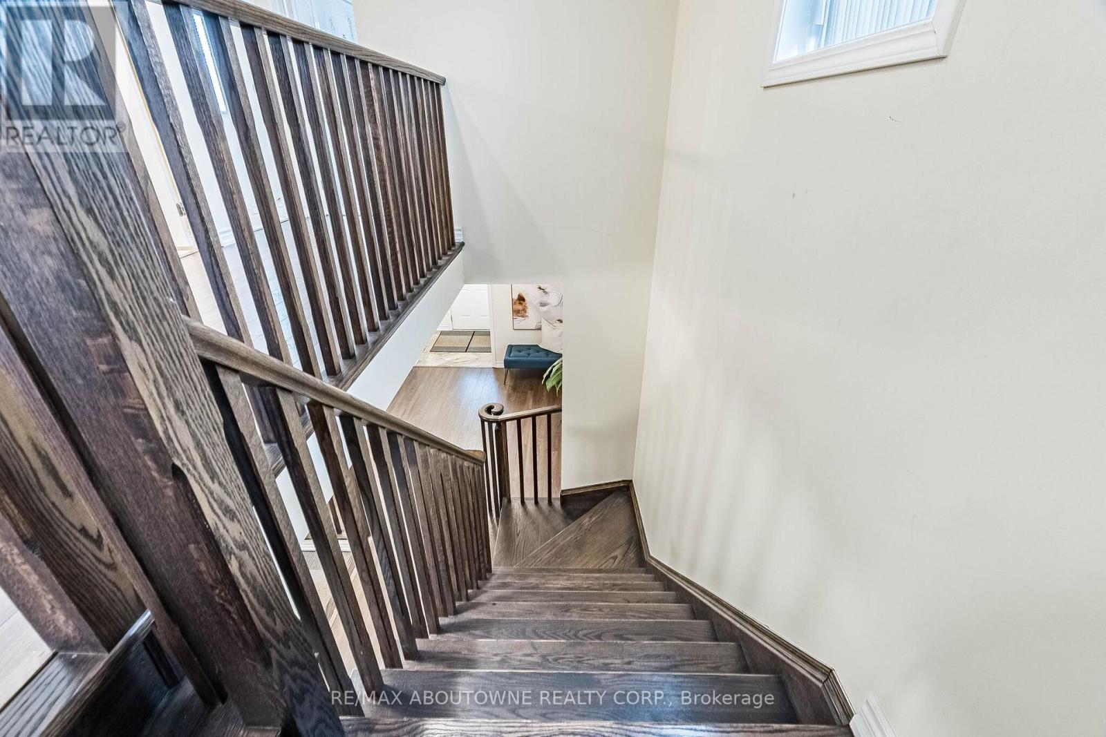 1239 Mulroney Heights, Milton, Ontario  L9E 1G1 - Photo 29 - W12982040