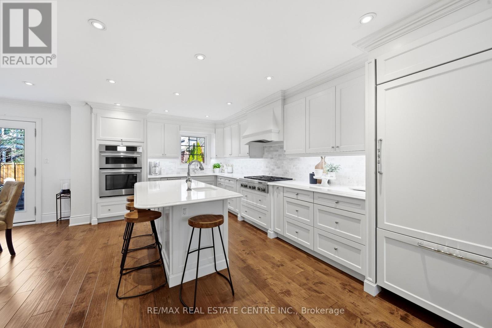 4157 Vermont Crescent, Burlington, Ontario  L7M 4A9 - Photo 15 - W12982042