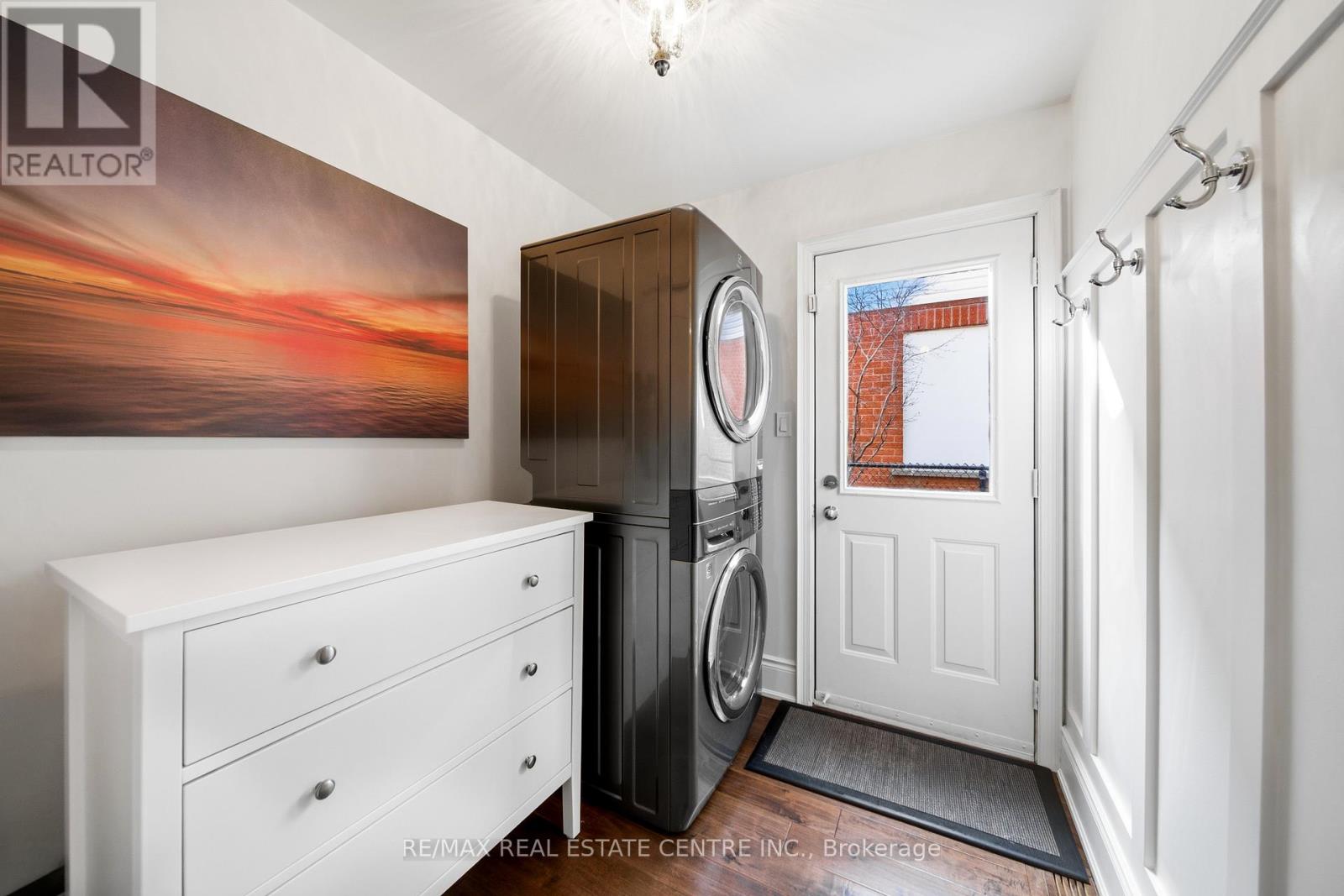 4157 Vermont Crescent, Burlington, Ontario  L7M 4A9 - Photo 24 - W12982042