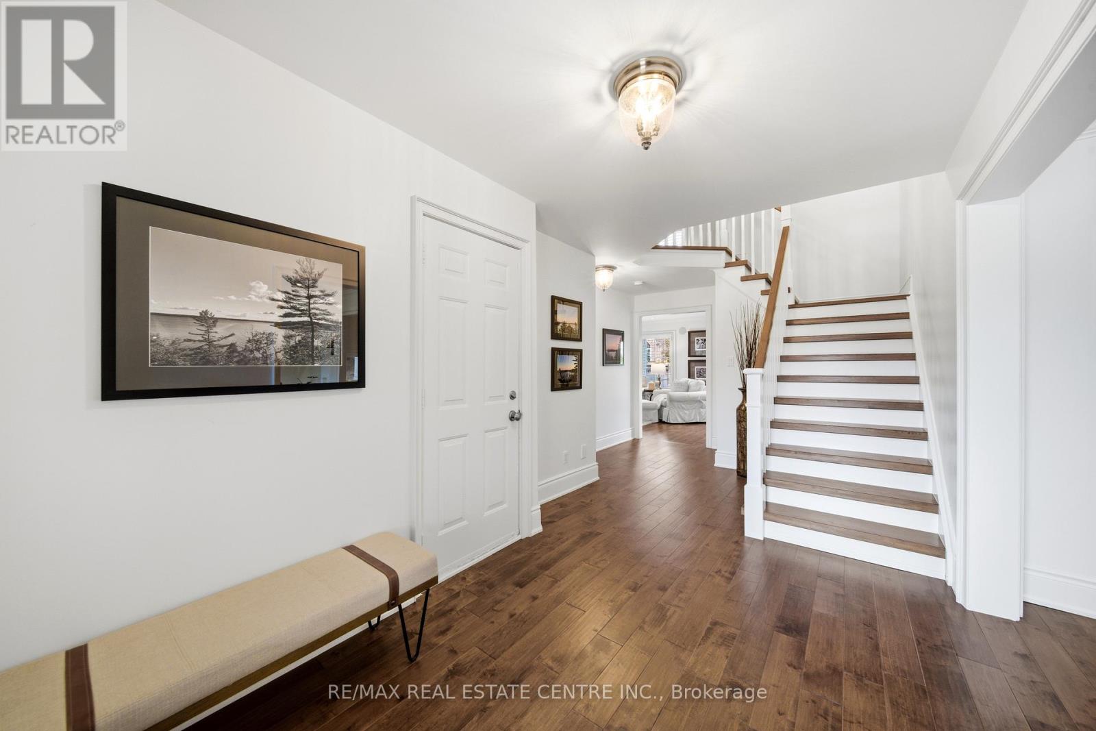 4157 Vermont Crescent, Burlington, Ontario  L7M 4A9 - Photo 25 - W12982042