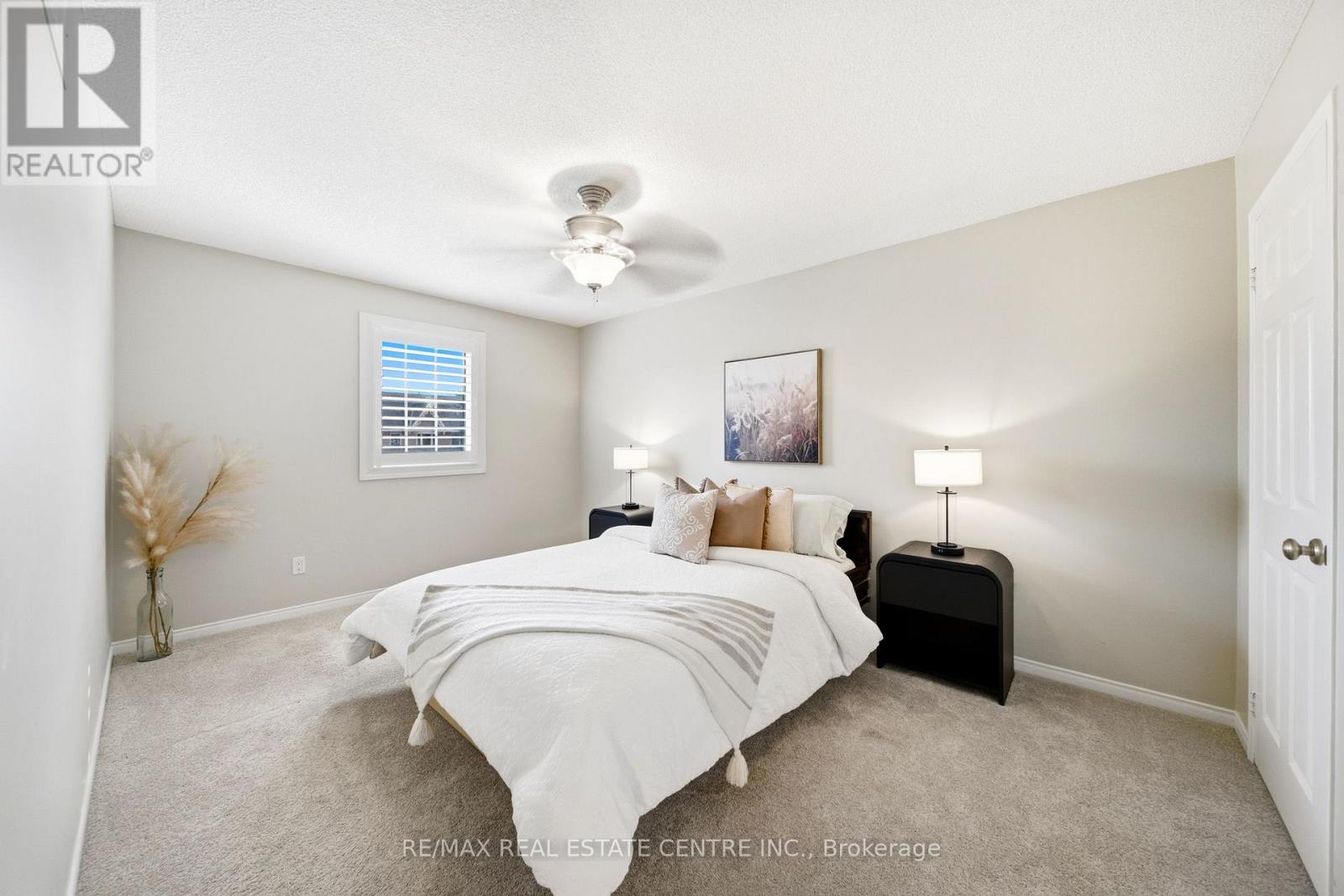 4157 Vermont Crescent, Burlington, Ontario  L7M 4A9 - Photo 33 - W12982042