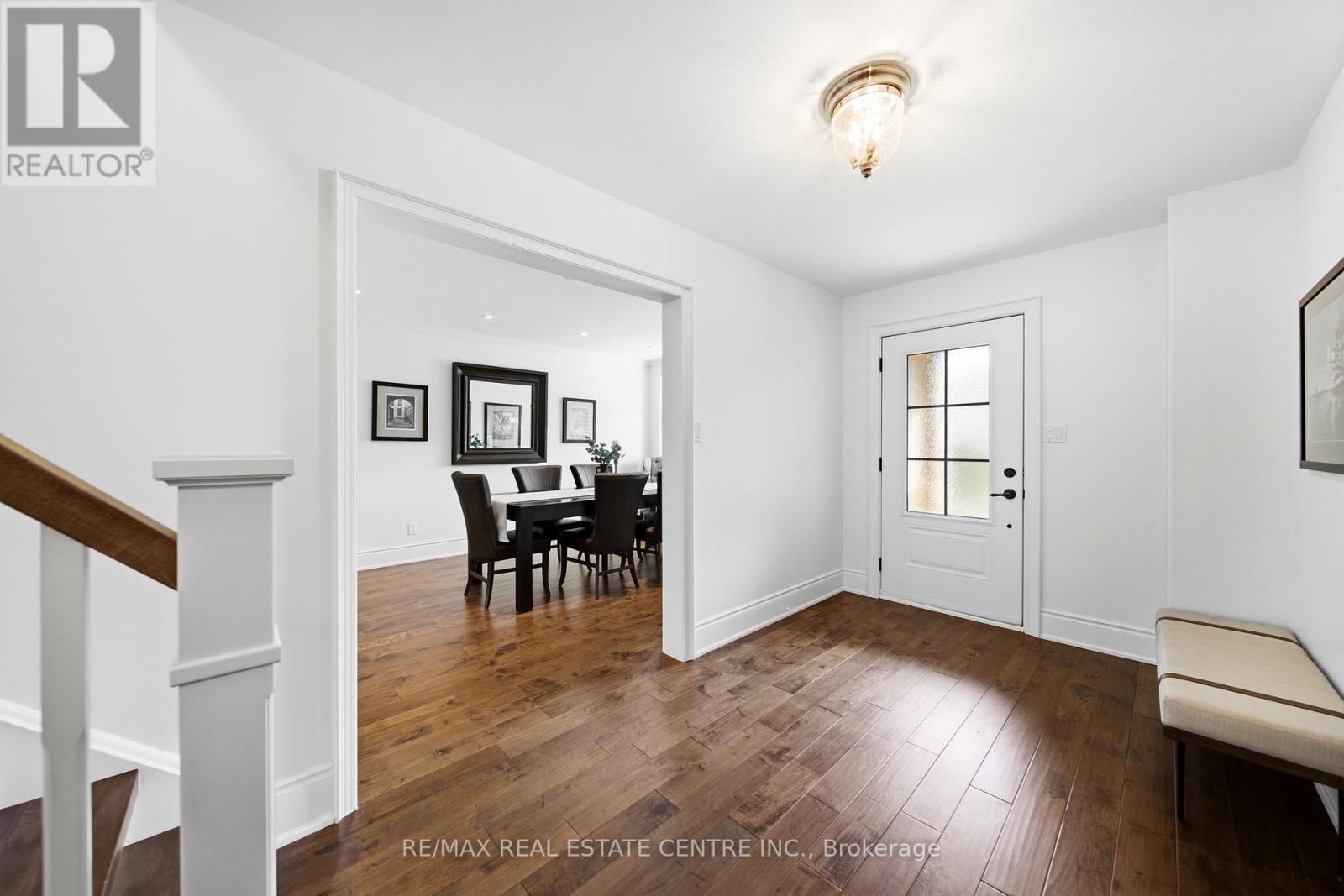 4157 Vermont Crescent, Burlington, Ontario  L7M 4A9 - Photo 6 - W12982042