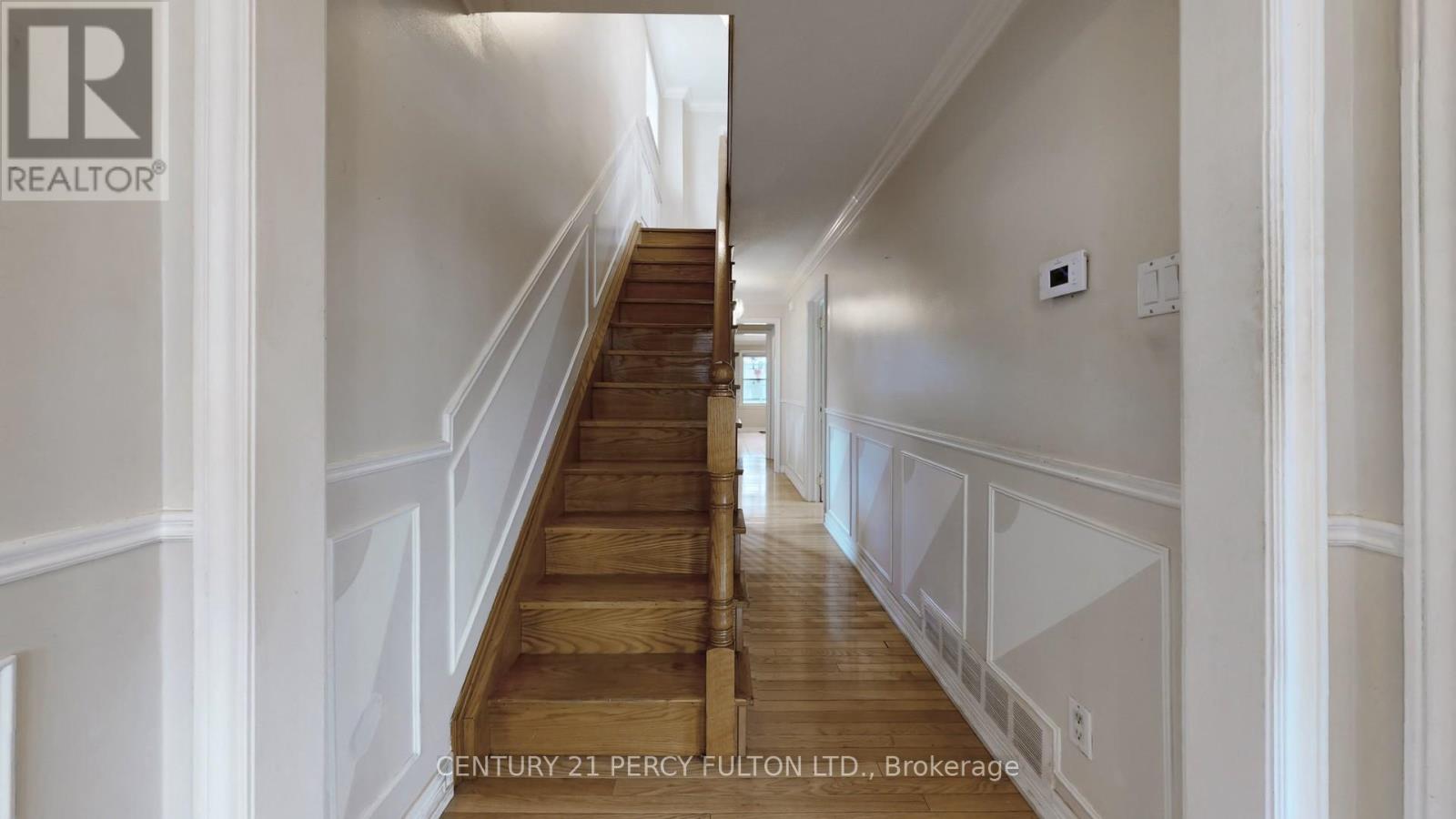 69 Twenty Fourth Street, Toronto, Ontario  M8V 3N7 - Photo 11 - W12982056