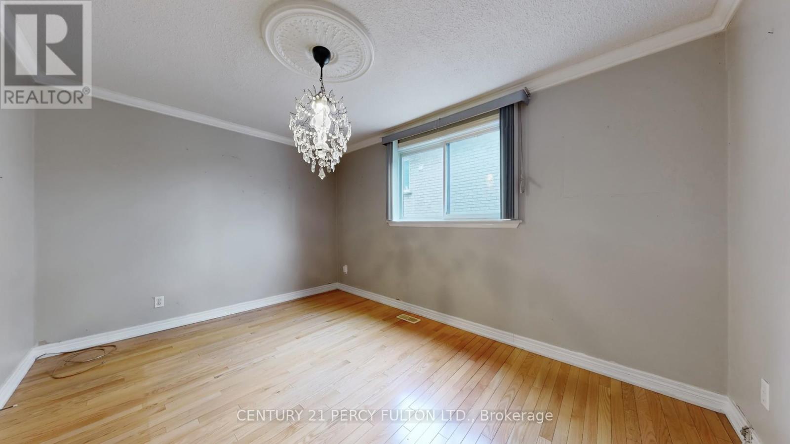 69 Twenty Fourth Street, Toronto, Ontario  M8V 3N7 - Photo 16 - W12982056