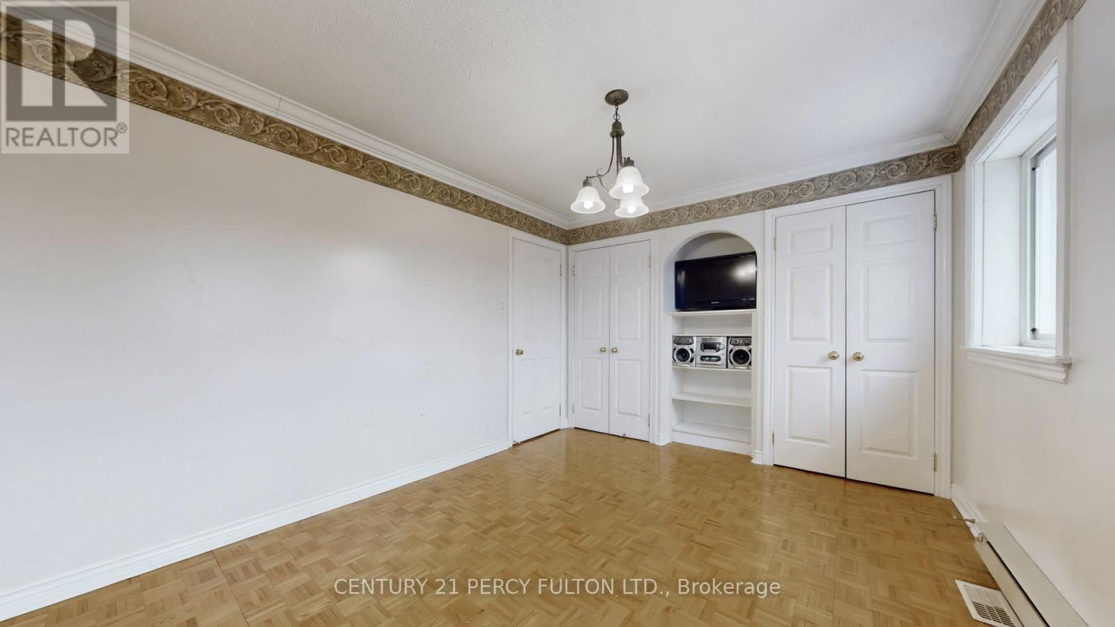 69 Twenty Fourth Street, Toronto, Ontario  M8V 3N7 - Photo 20 - W12982056