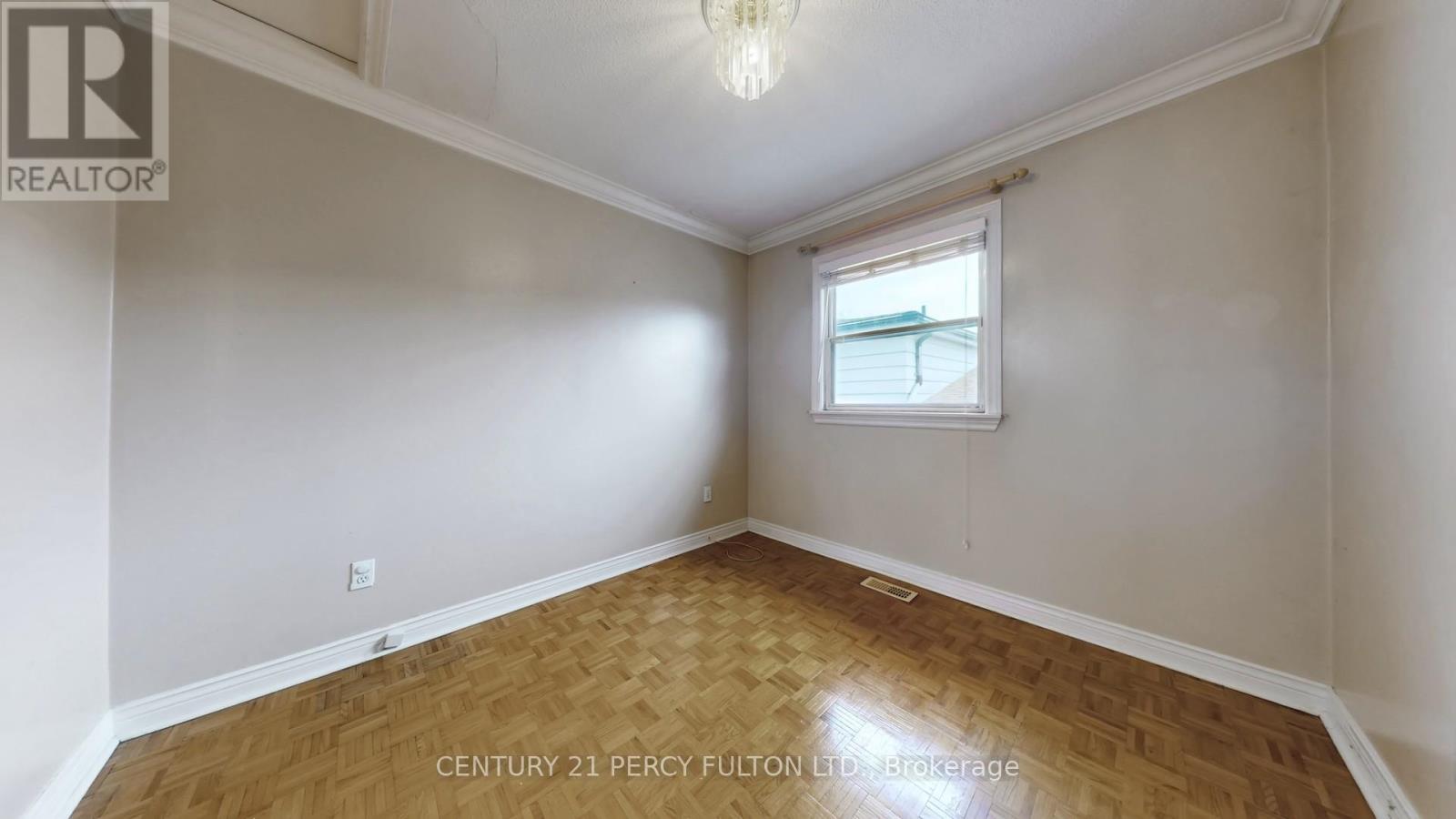 69 Twenty Fourth Street, Toronto, Ontario  M8V 3N7 - Photo 23 - W12982056