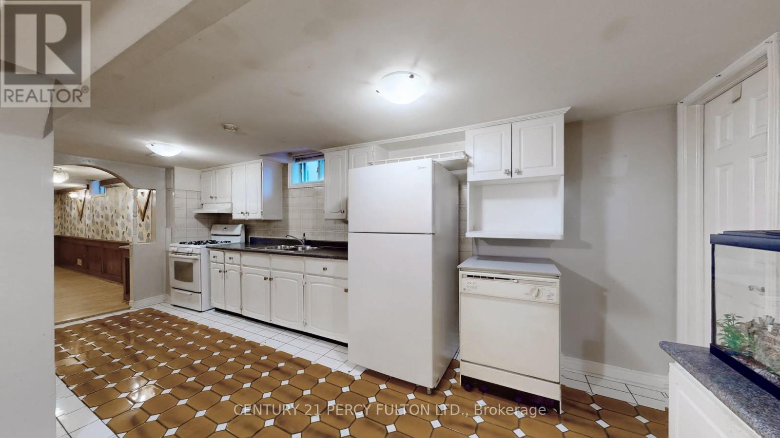 69 Twenty Fourth Street, Toronto, Ontario  M8V 3N7 - Photo 34 - W12982056