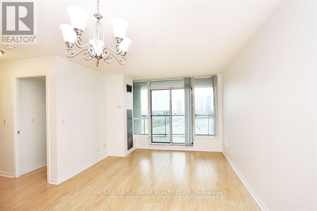 1102 - 2585 Erin Centre Boulevard, Mississauga, Ontario  L5M 6Z7 - Photo 11 - W12982062