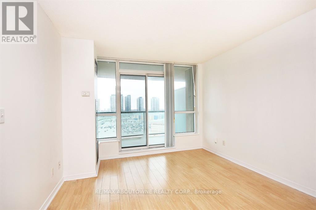 1102 - 2585 Erin Centre Boulevard, Mississauga, Ontario  L5M 6Z7 - Photo 12 - W12982062