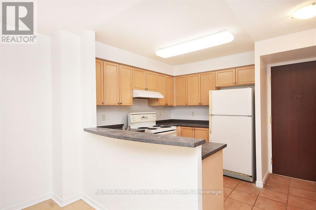 1102 - 2585 Erin Centre Boulevard, Mississauga, Ontario  L5M 6Z7 - Photo 16 - W12982062