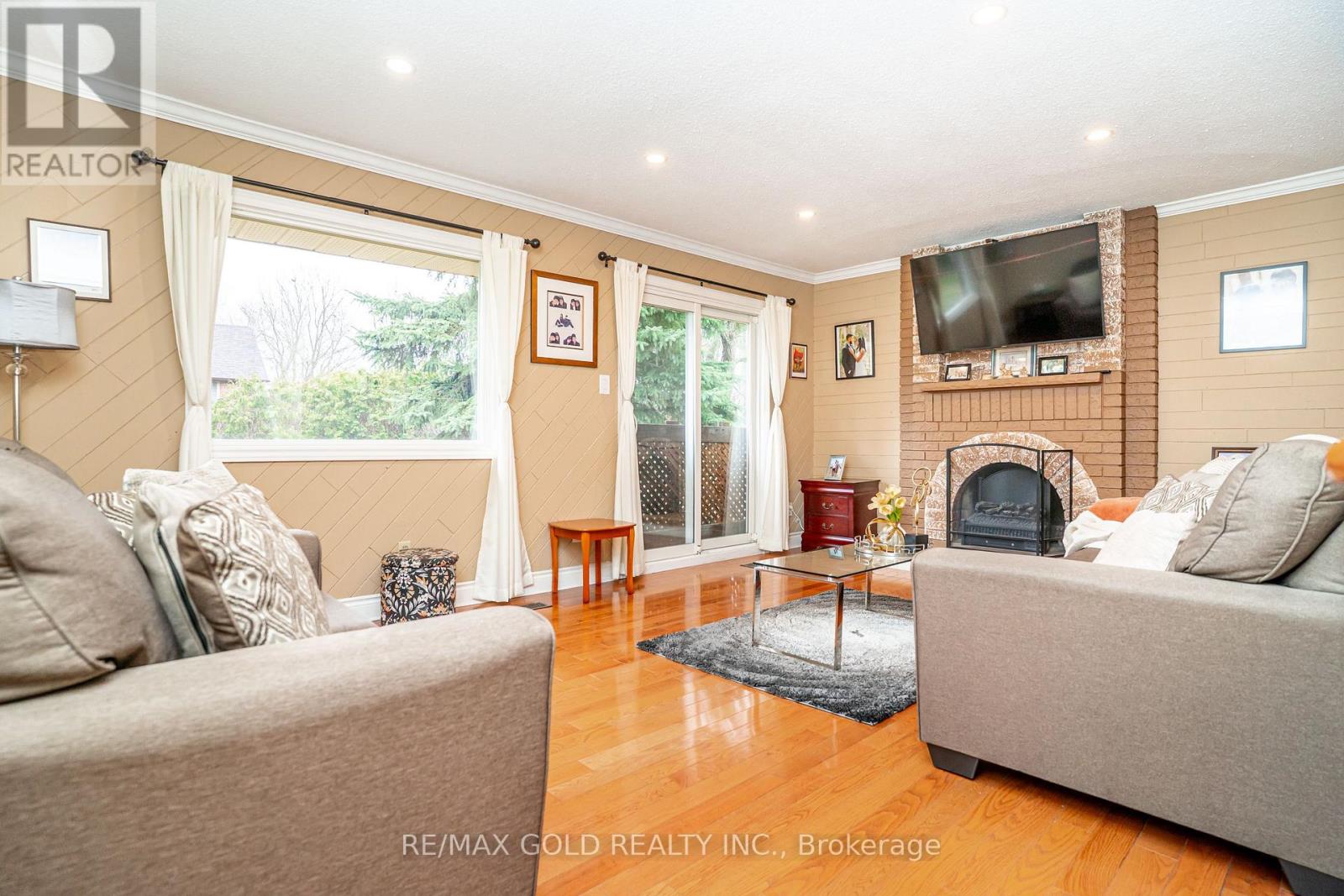 8 Oldham Crescent, Brampton, Ontario  L6Z 1W3 - Photo 15 - W12982078