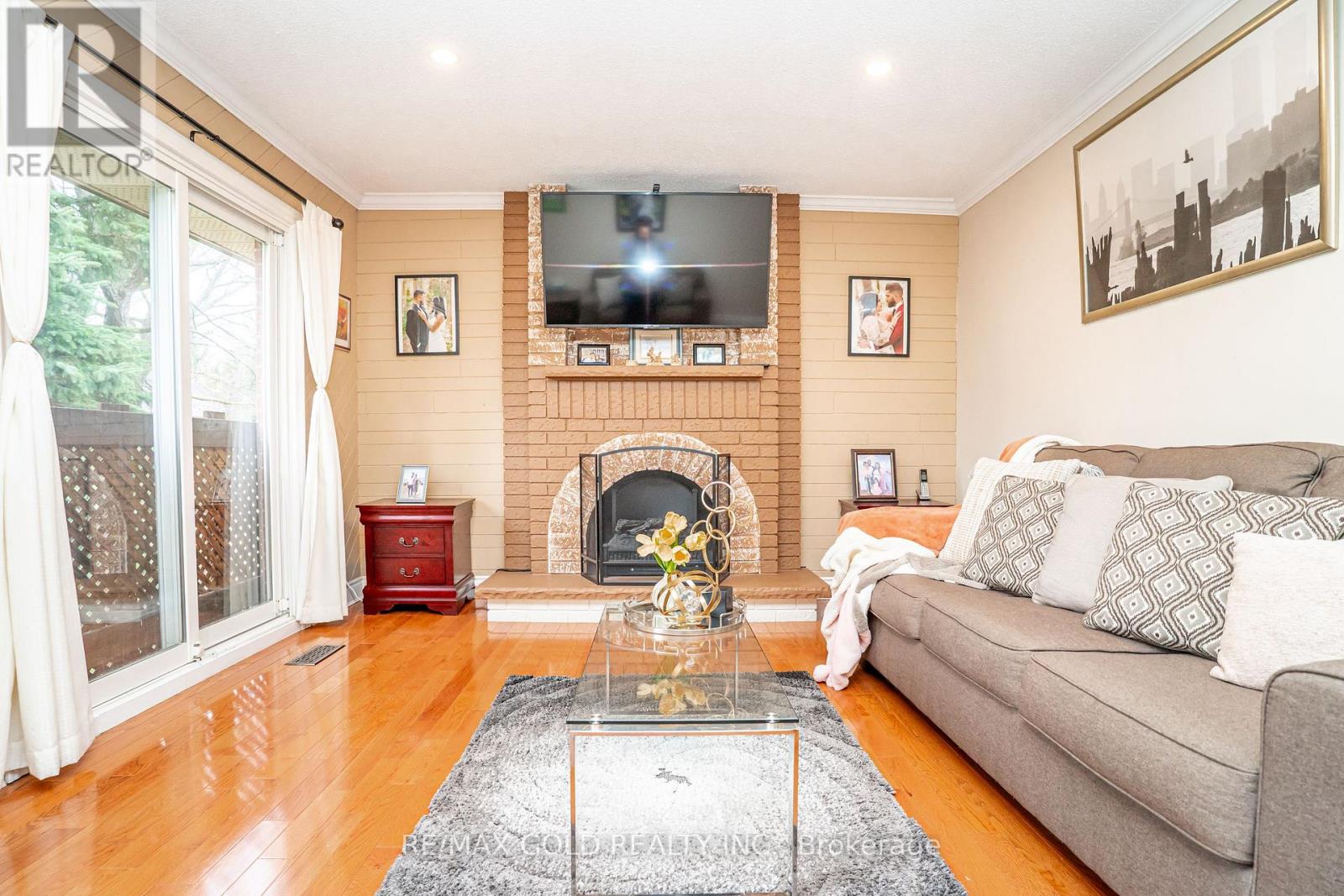 8 Oldham Crescent, Brampton, Ontario  L6Z 1W3 - Photo 18 - W12982078