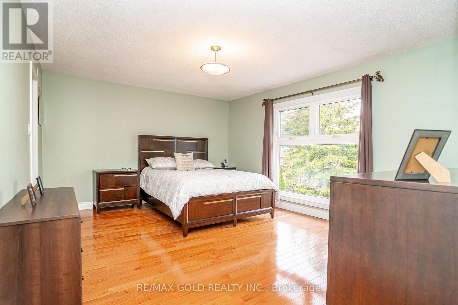 8 Oldham Crescent, Brampton, Ontario  L6Z 1W3 - Photo 20 - W12982078