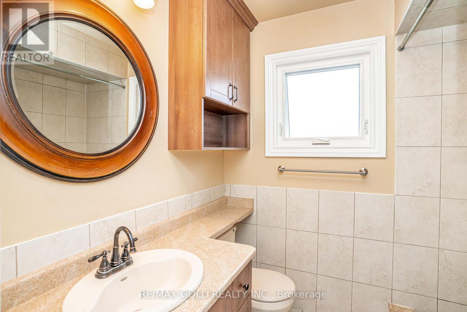 8 Oldham Crescent, Brampton, Ontario  L6Z 1W3 - Photo 23 - W12982078