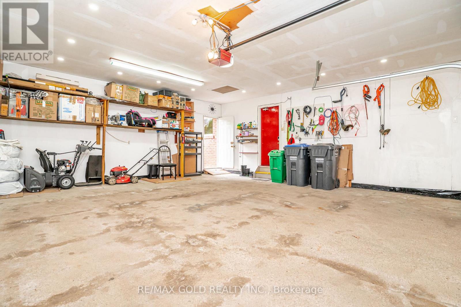 8 Oldham Crescent, Brampton, Ontario  L6Z 1W3 - Photo 41 - W12982078