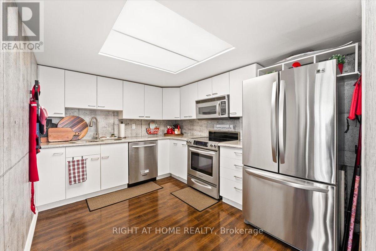 1105 - 4450 Tucana Court, Mississauga, Ontario  L5R 3R4 - Photo 8 - W12982088