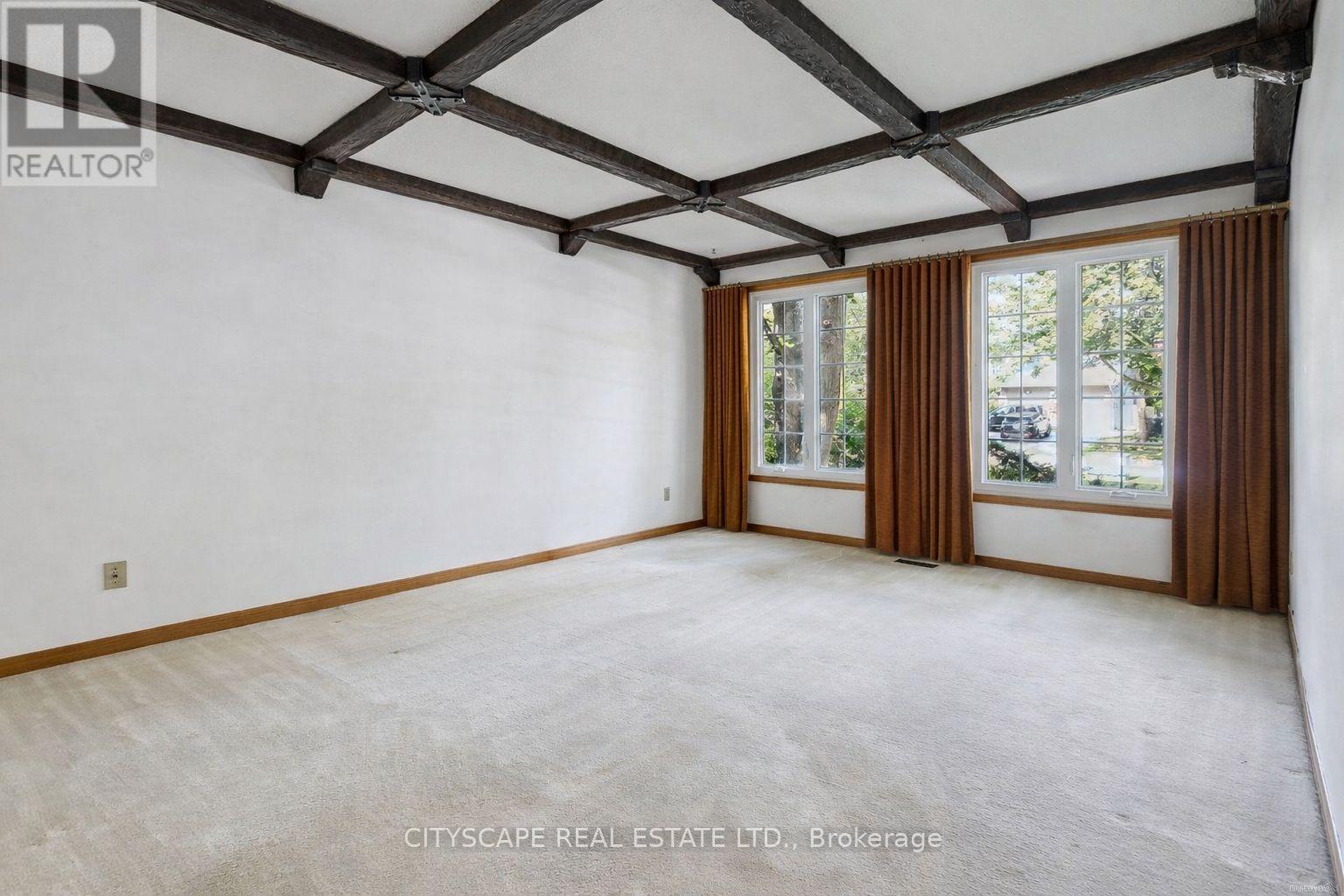 1978 Shannon Drive, Mississauga, Ontario  L5H 3W2 - Photo 11 - W12982114