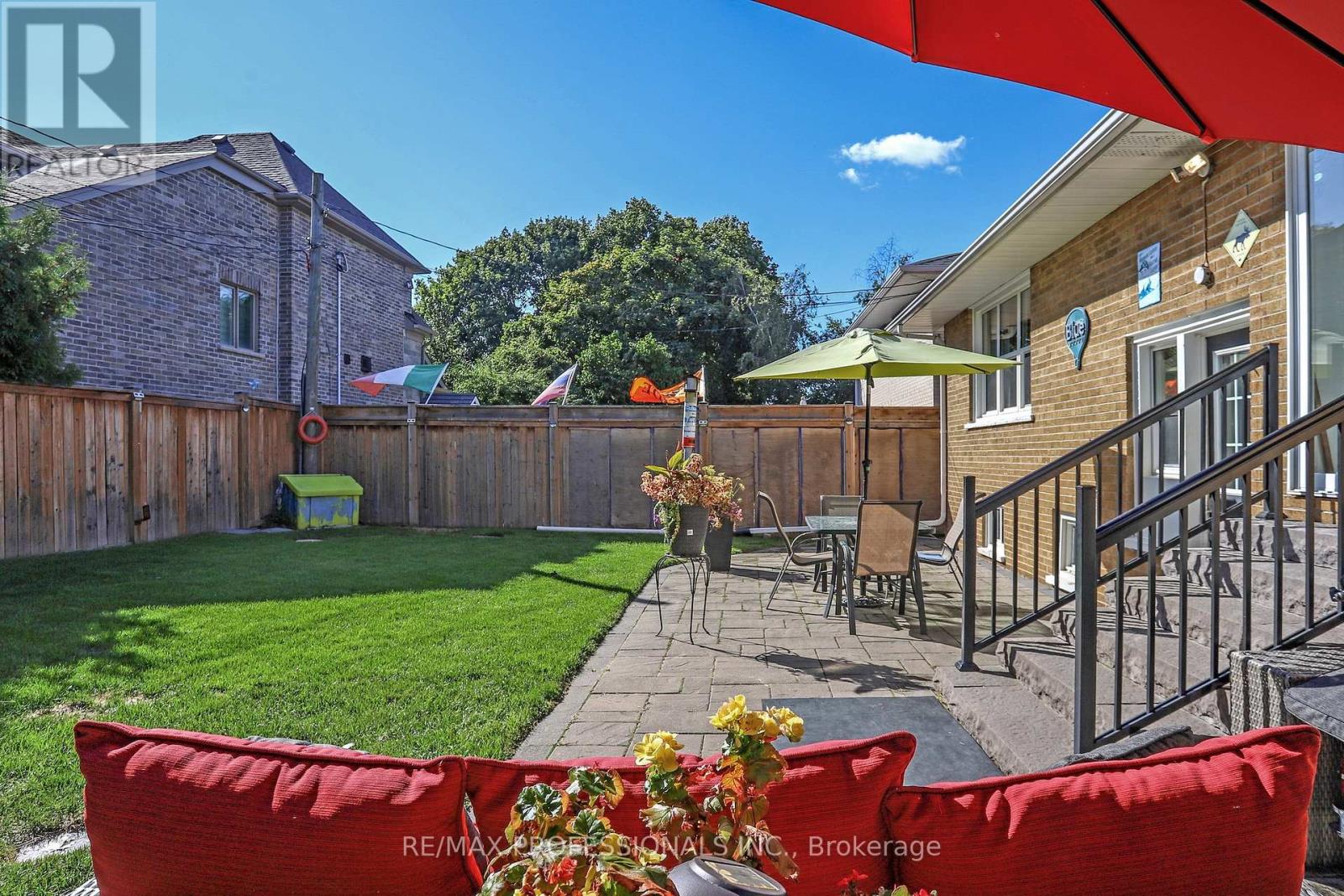 3 Hartsdale Drive E, Toronto, Ontario  M9R 2S1 - Photo 27 - W12982118