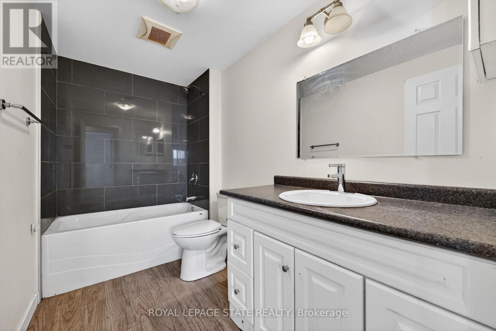 2599 Lundene Road, Mississauga, Ontario  L5J 3Y8 - Photo 19 - W12982120