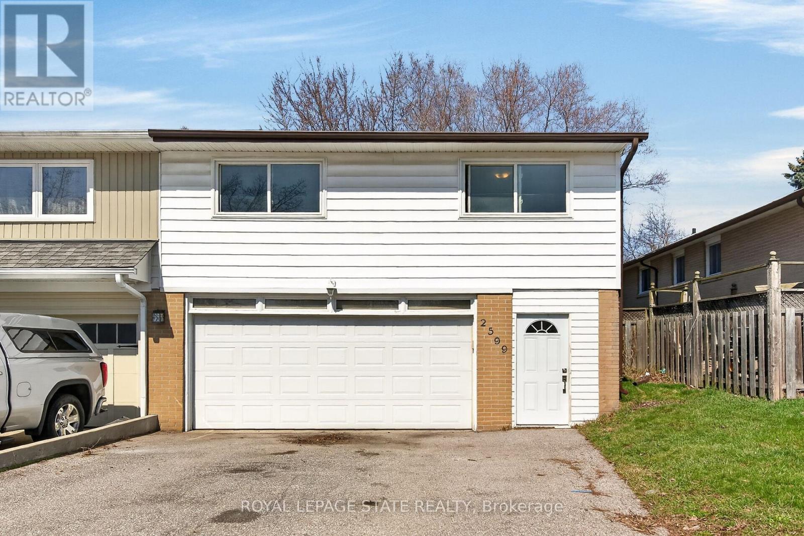 2599 Lundene Road, Mississauga, Ontario  L5J 3Y8 - Photo 2 - W12982120