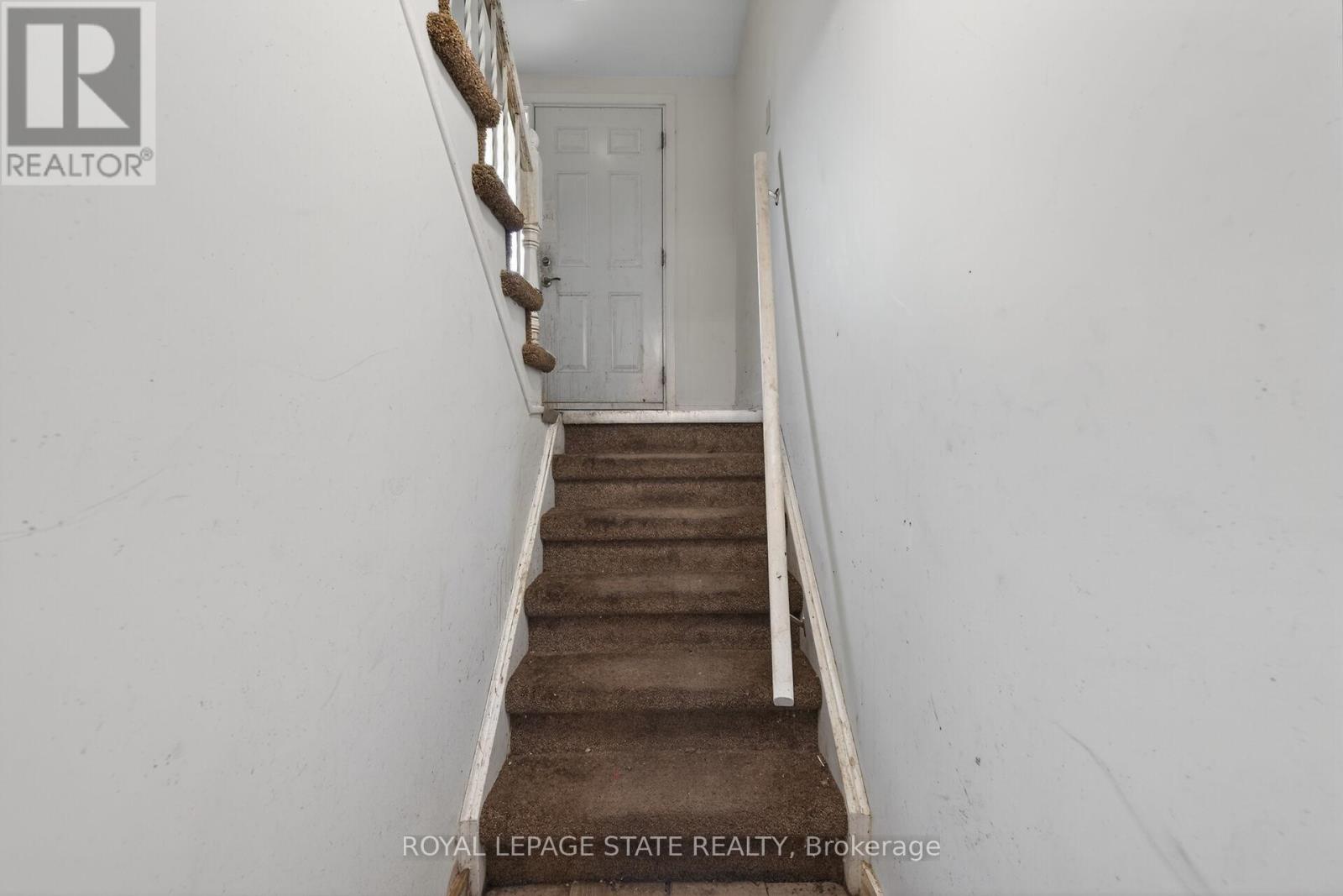 2599 Lundene Road, Mississauga, Ontario  L5J 3Y8 - Photo 5 - W12982120