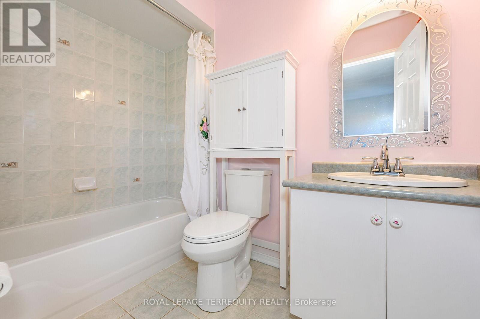 30 Purdy Crescent, Toronto, Ontario  M9N 3X7 - Photo 18 - W12982146