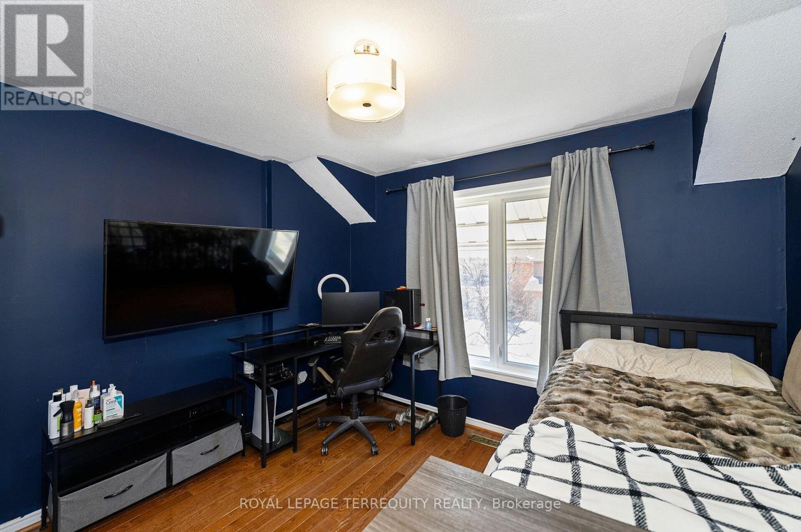 30 Purdy Crescent, Toronto, Ontario  M9N 3X7 - Photo 20 - W12982146