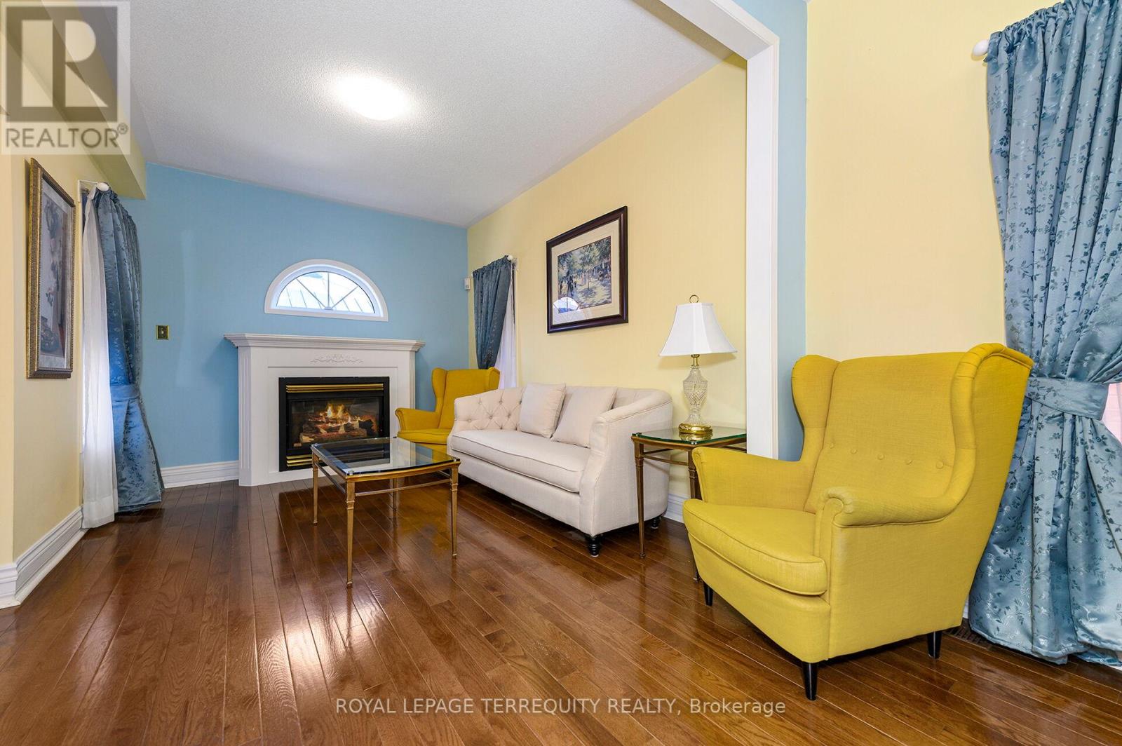 30 Purdy Crescent, Toronto, Ontario  M9N 3X7 - Photo 3 - W12982146