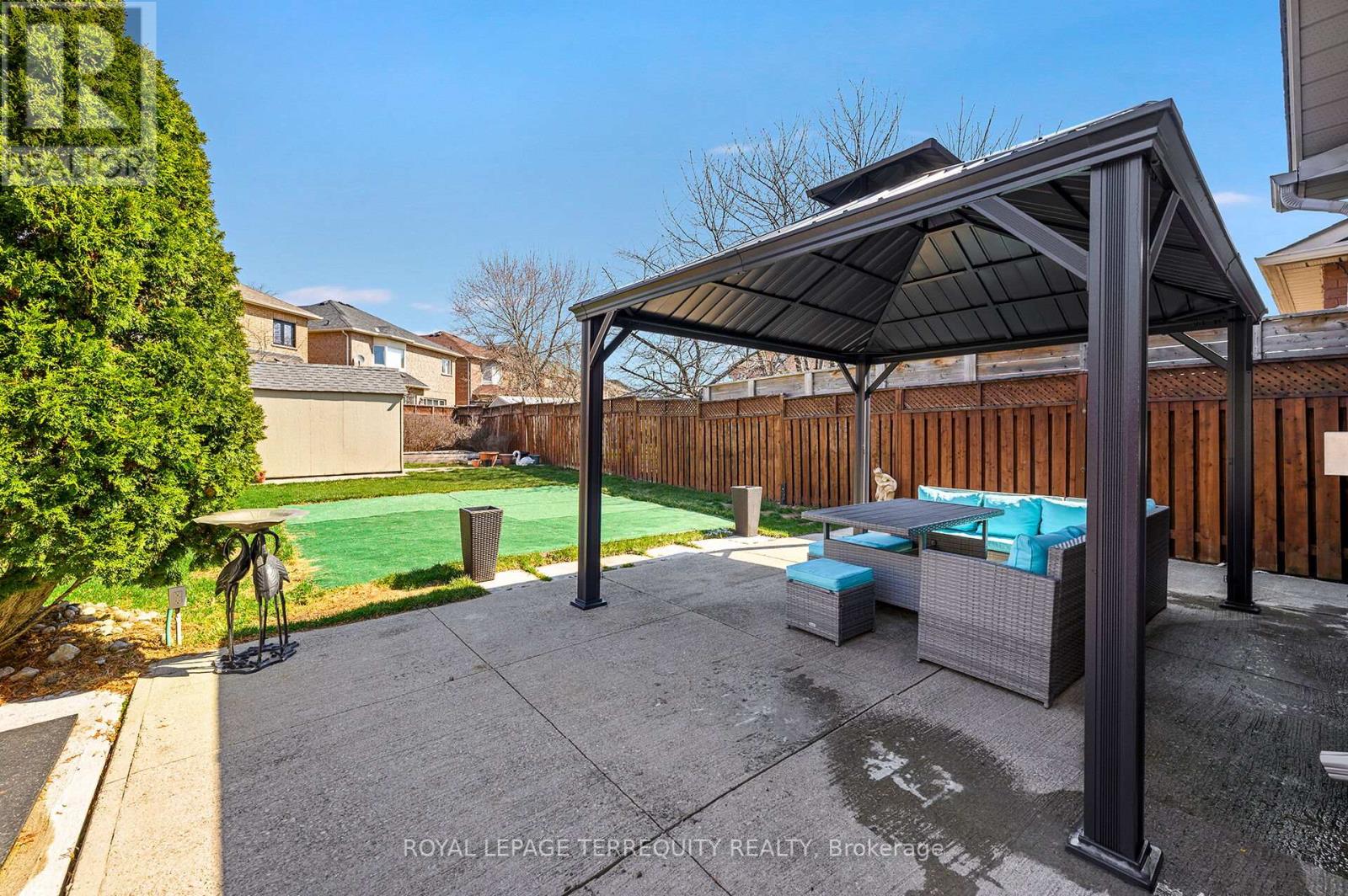 30 Purdy Crescent, Toronto, Ontario  M9N 3X7 - Photo 33 - W12982146