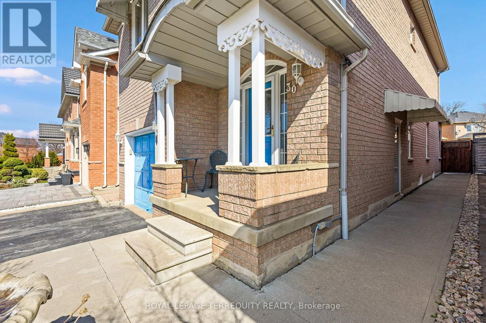 30 Purdy Crescent, Toronto, Ontario  M9N 3X7 - Photo 36 - W12982146