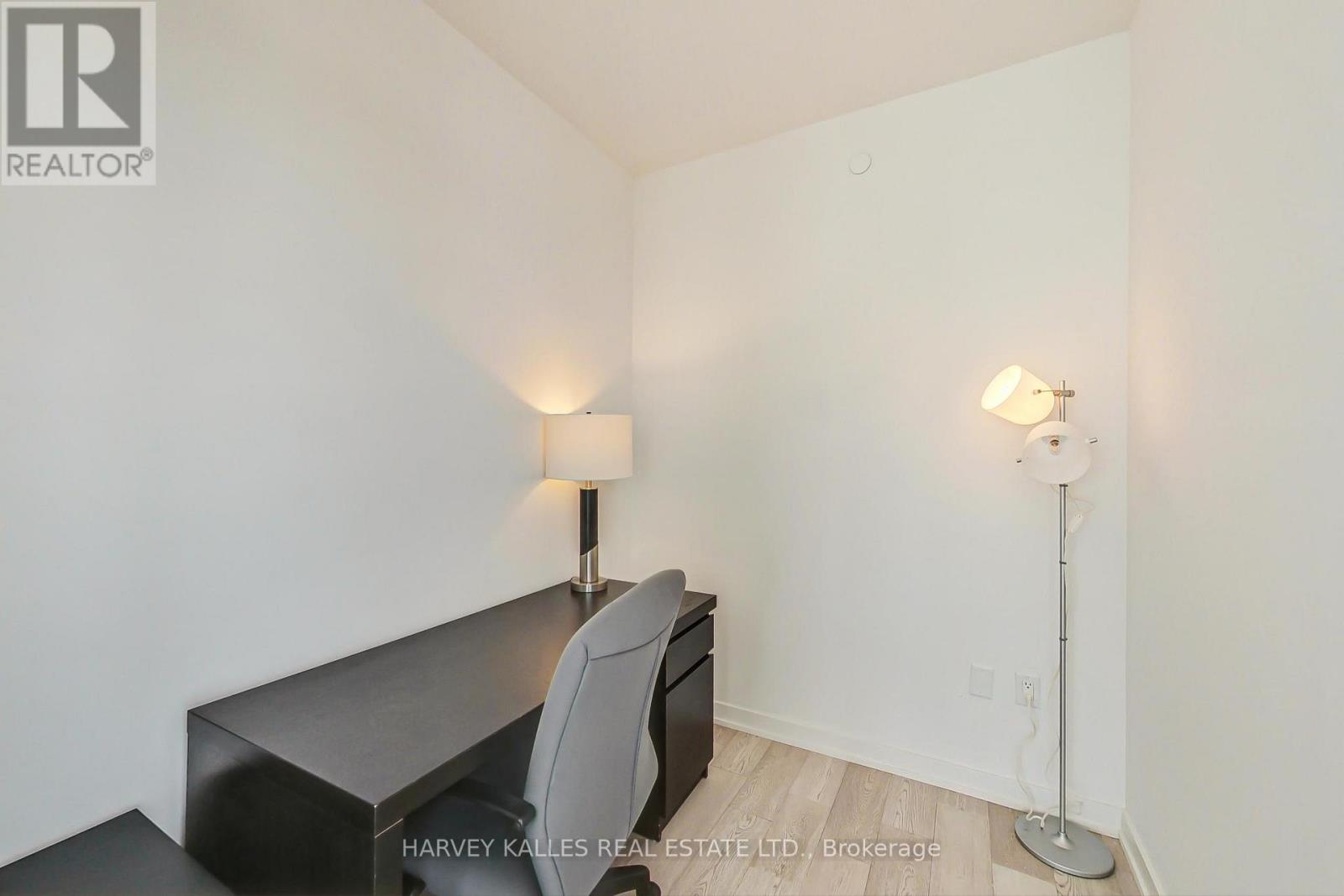 5410 - 3883 Quartz Road, Mississauga, Ontario  L5B 0M4 - Photo 10 - W12982162