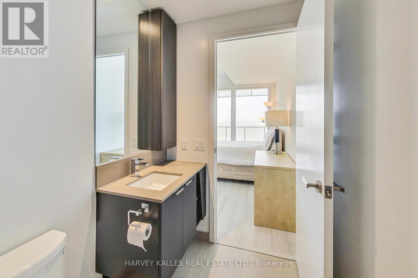 5410 - 3883 Quartz Road, Mississauga, Ontario  L5B 0M4 - Photo 13 - W12982162