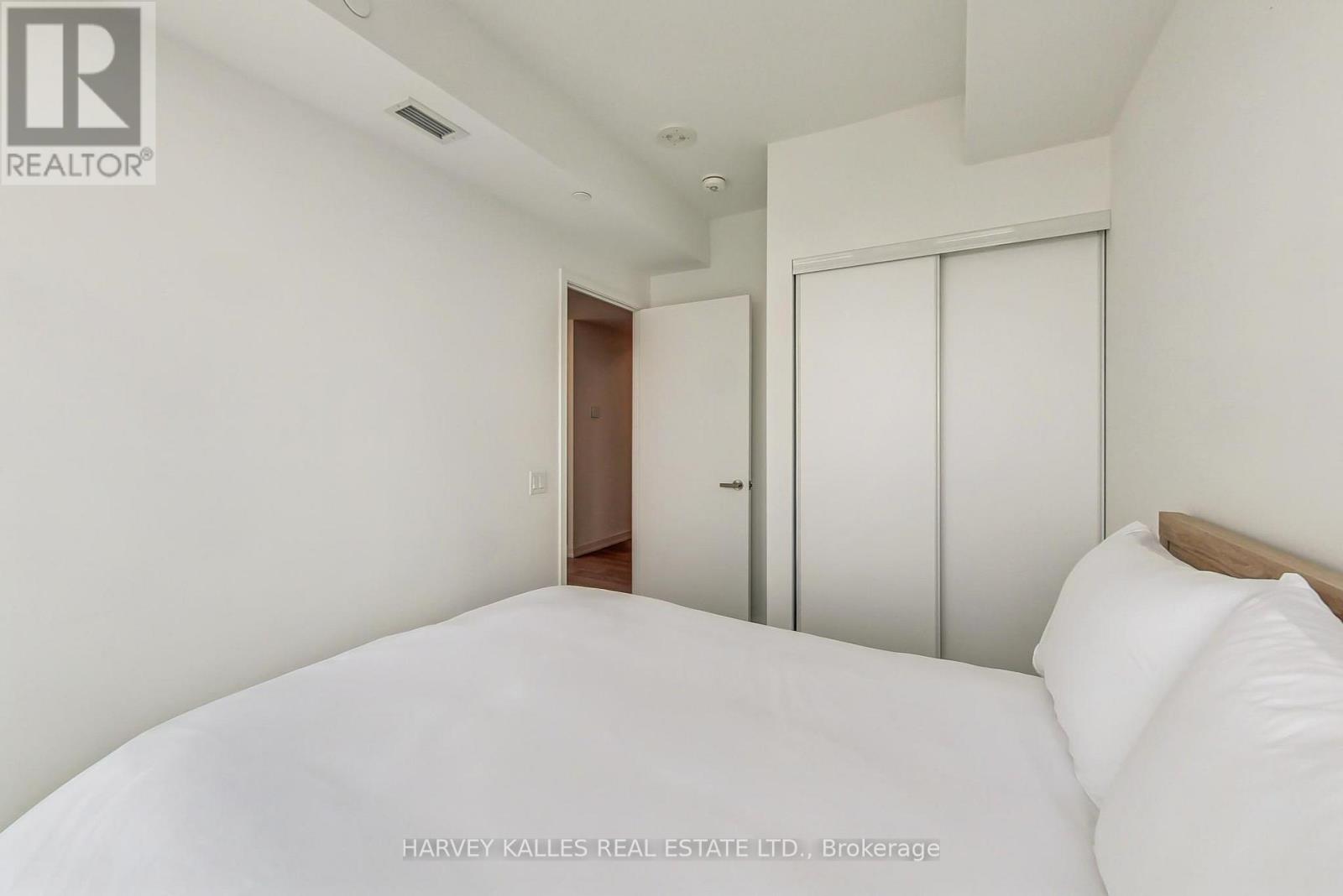 5410 - 3883 Quartz Road, Mississauga, Ontario  L5B 0M4 - Photo 16 - W12982162