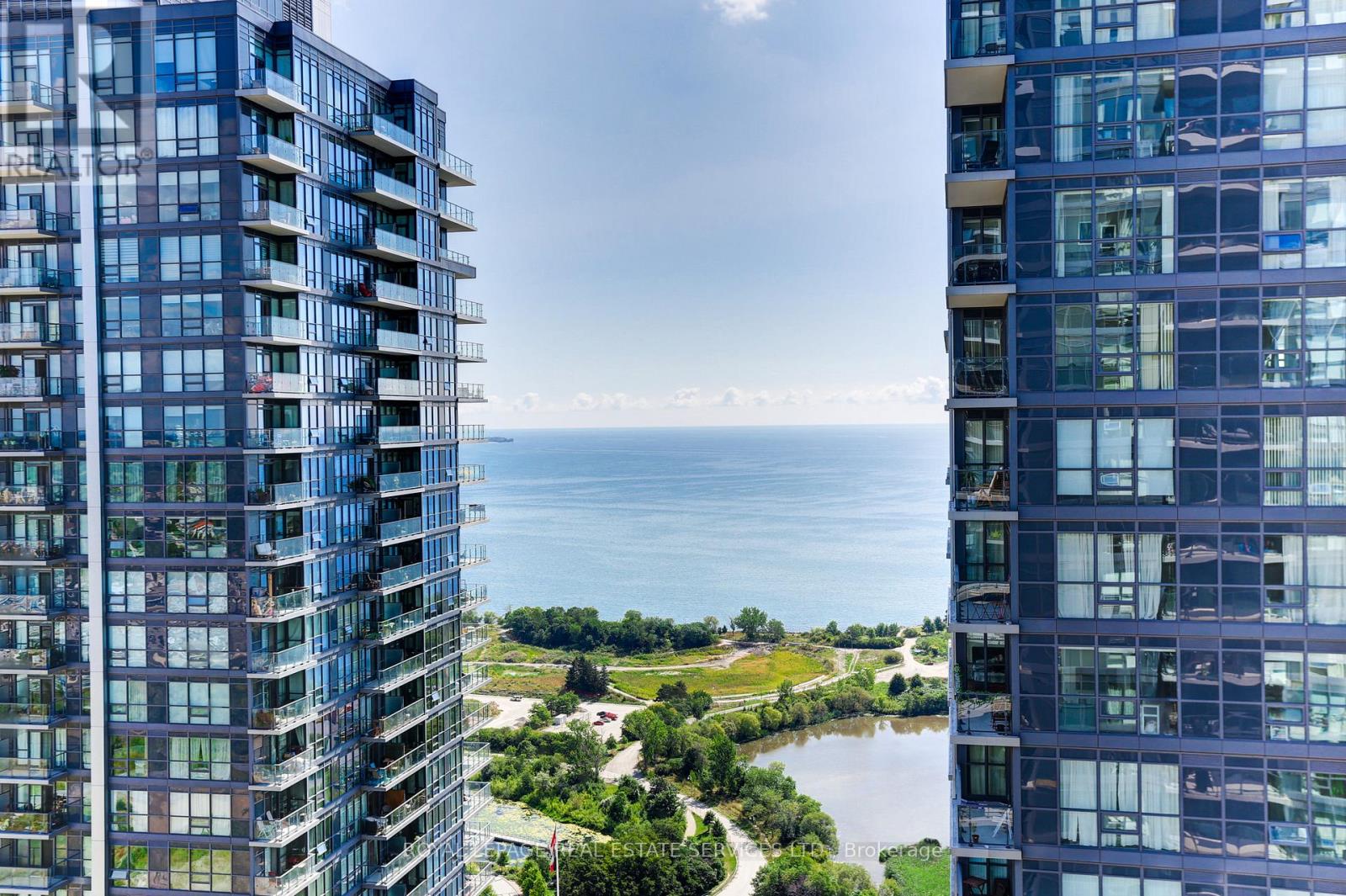 3907 - 2220 Lakeshore Boulevard W, Toronto, Ontario  M8V 0B2 - Photo 28 - W12982164