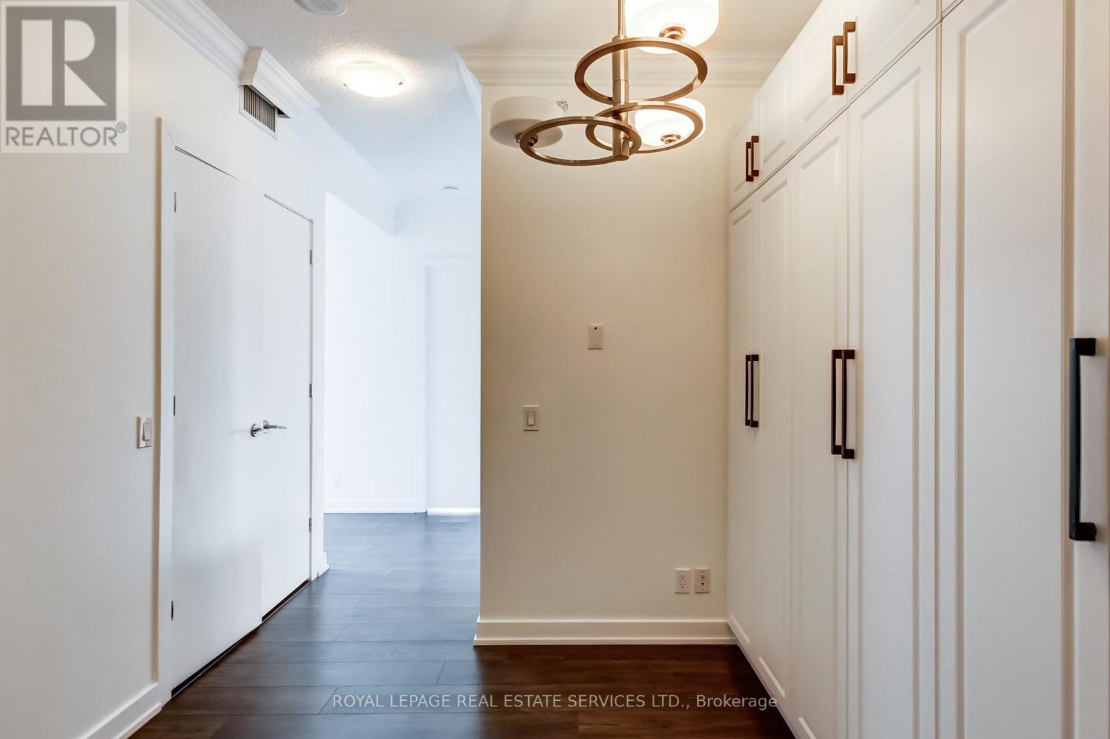 3907 - 2220 Lakeshore Boulevard W, Toronto, Ontario  M8V 0B2 - Photo 6 - W12982164