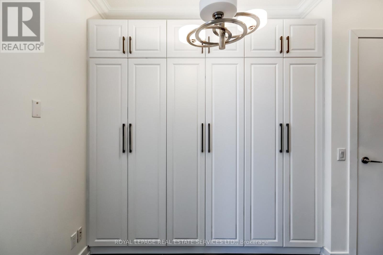 3907 - 2220 Lakeshore Boulevard W, Toronto, Ontario  M8V 0B2 - Photo 8 - W12982164