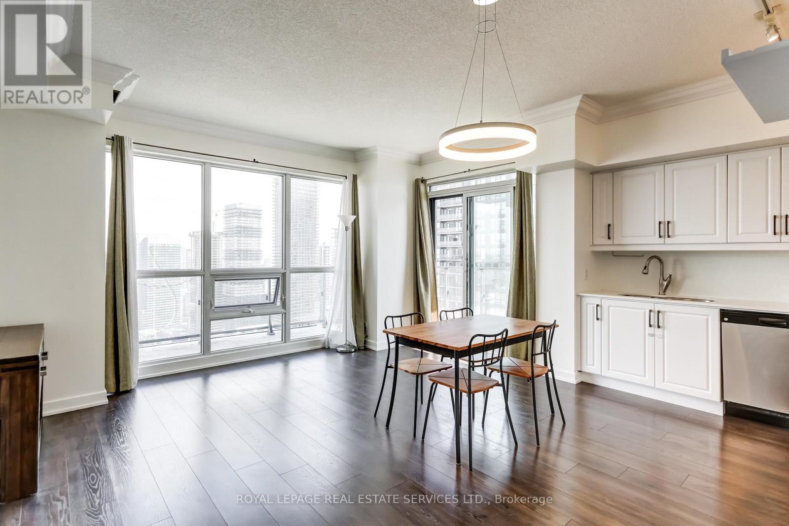 3907 - 2220 Lakeshore Boulevard W, Toronto, Ontario  M8V 0B2 - Photo 9 - W12982164