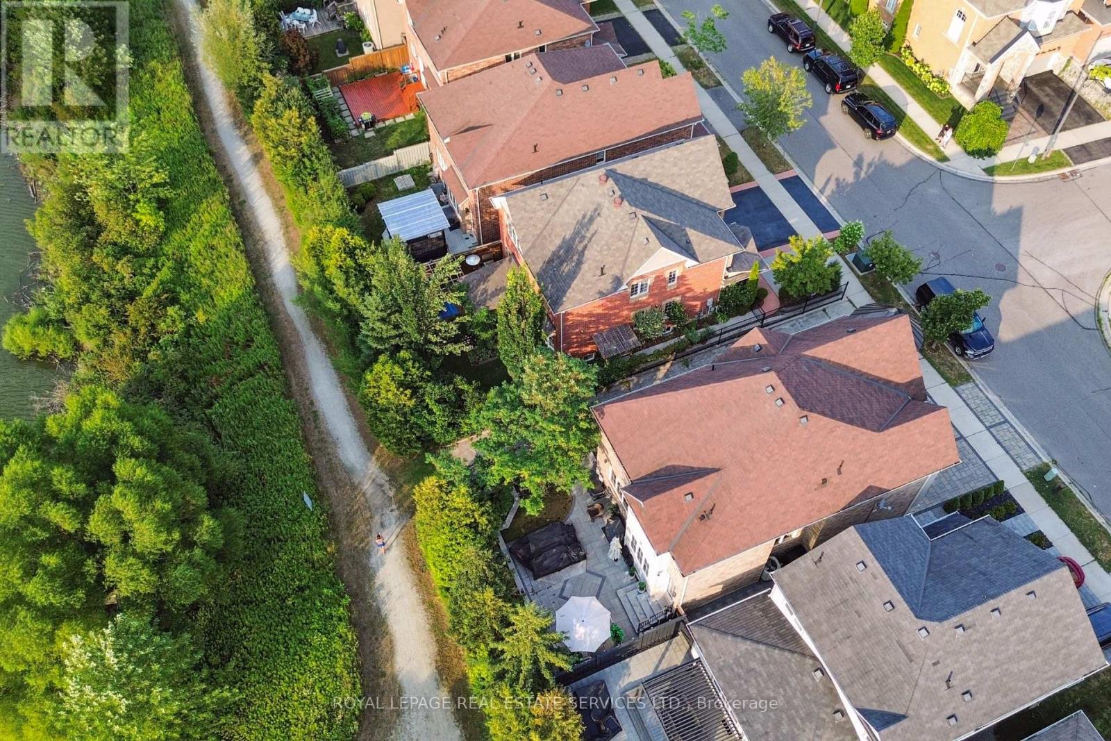 641 Symons Cross, Milton, Ontario  L9T 7S2 - Photo 40 - W12982206