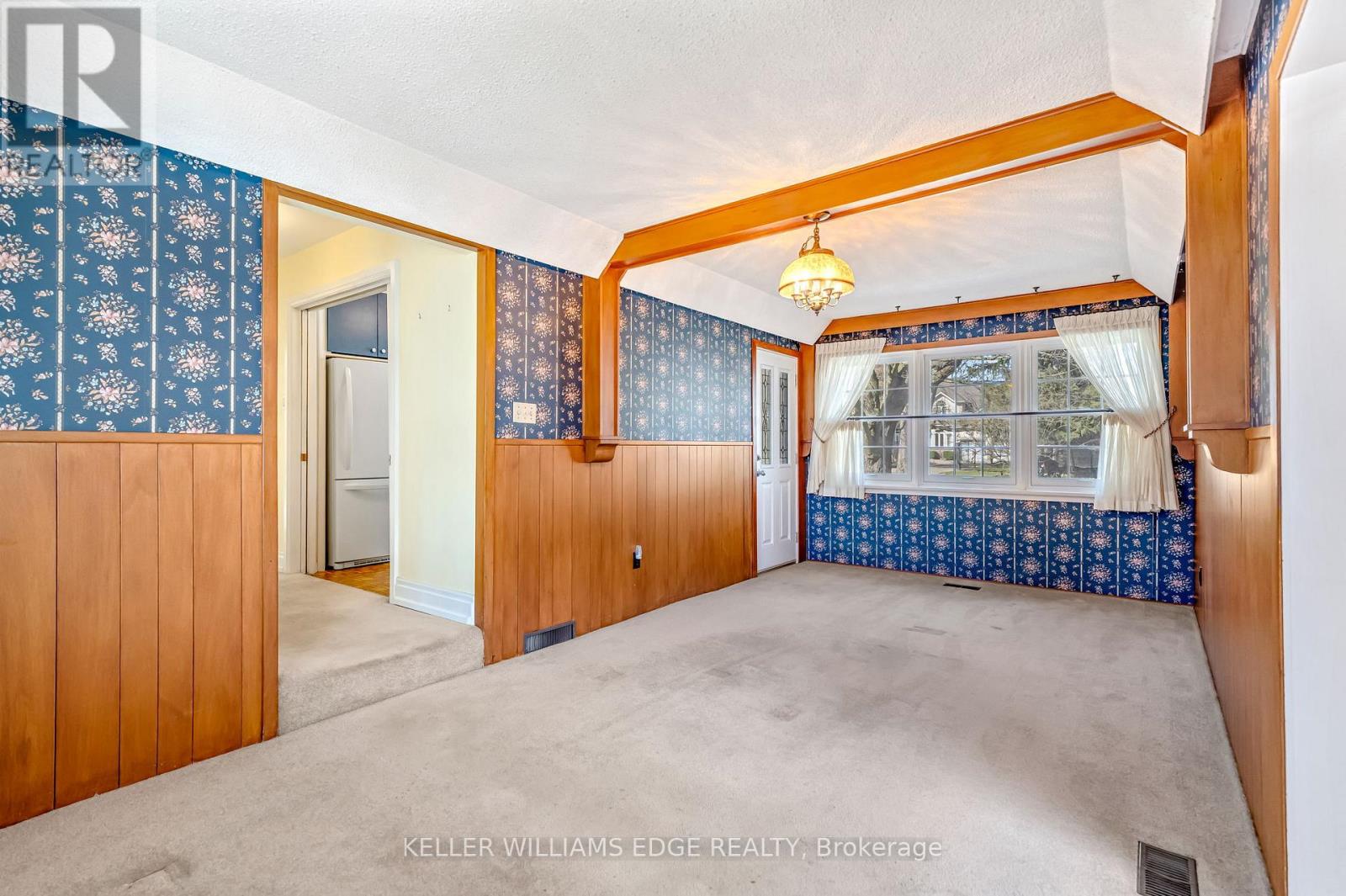 524 Meadow Wood Road, Mississauga (Clarkson), Ontario  L5J 2S3 - Photo 17 - W12982274