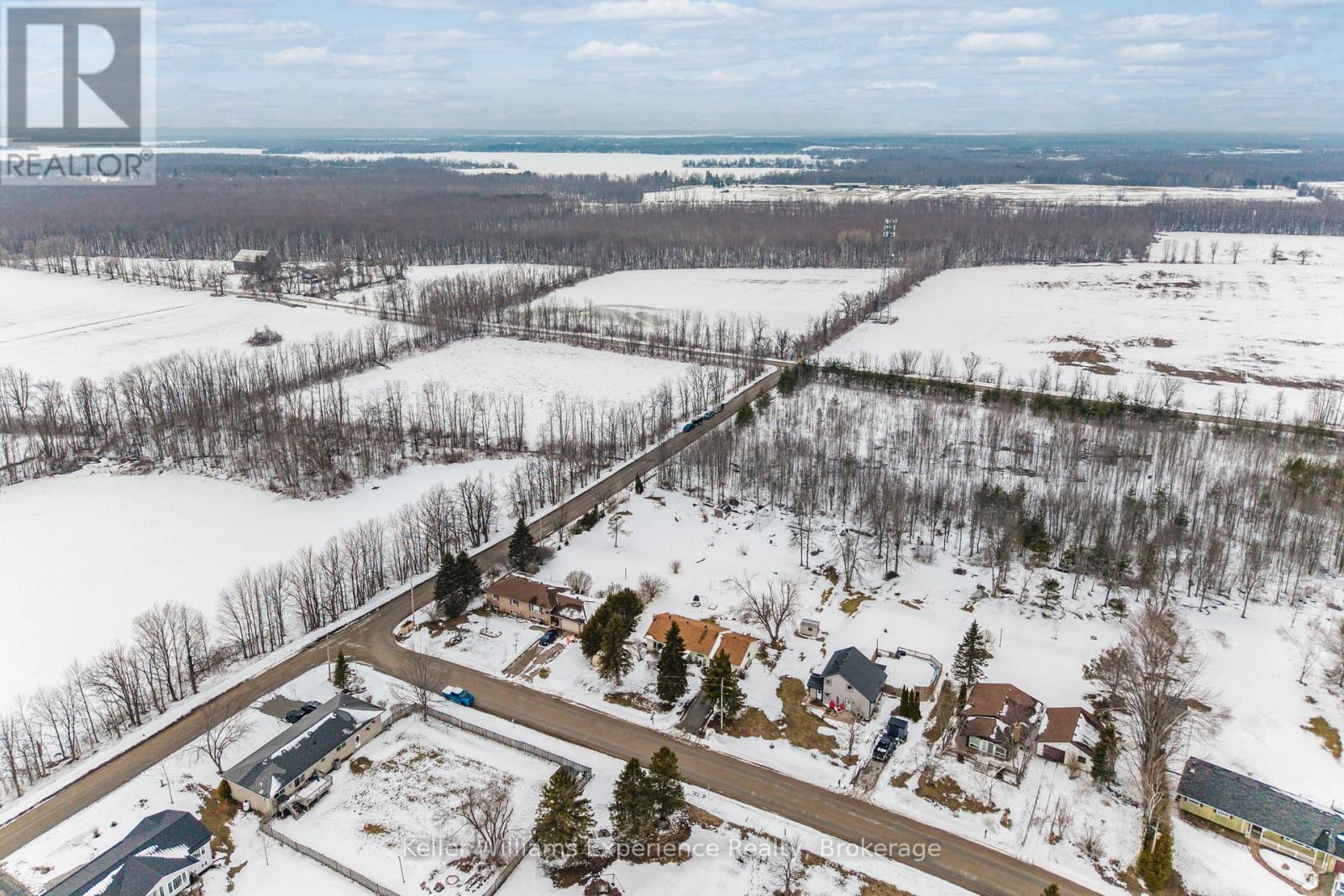 3928 Edgehill Road, Ramara, Ontario  L3V 6H7 - Photo 4 - S12914206