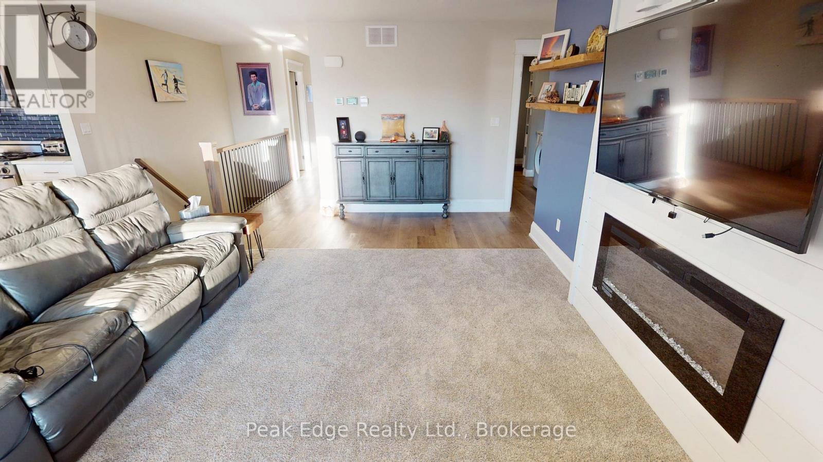 196 17th Avenue A Avenue, Hanover, Ontario  N4N 0B5 - Photo 13 - X12836538