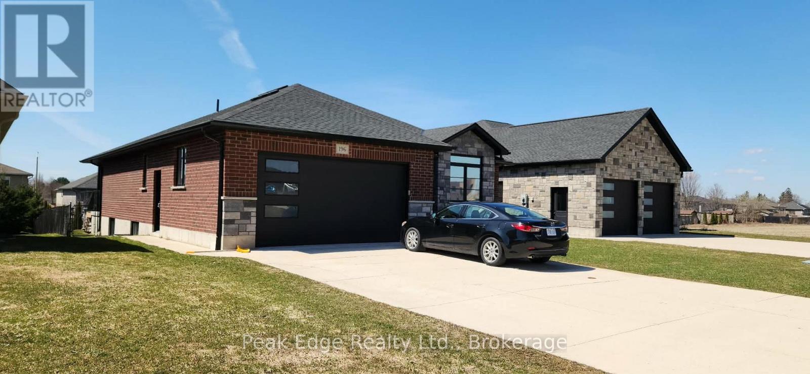 196 17th Avenue A Avenue, Hanover, Ontario  N4N 0B5 - Photo 2 - X12836538