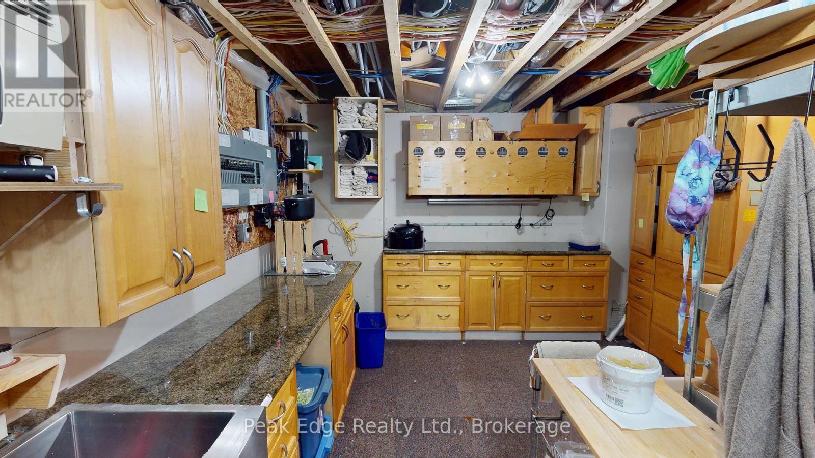 196 17th Avenue A Avenue, Hanover, Ontario  N4N 0B5 - Photo 44 - X12836538